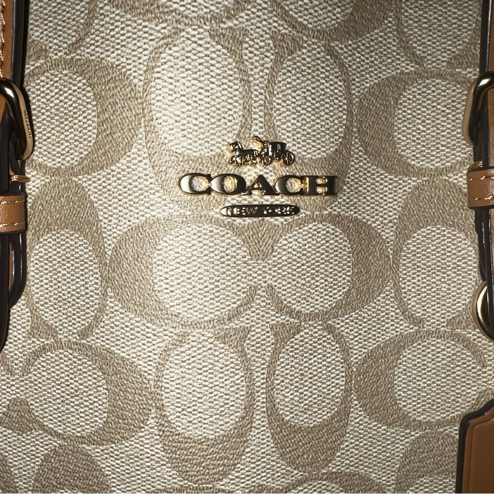 Coach Signature Mollie Tote 25 - Picture 9 of 9
